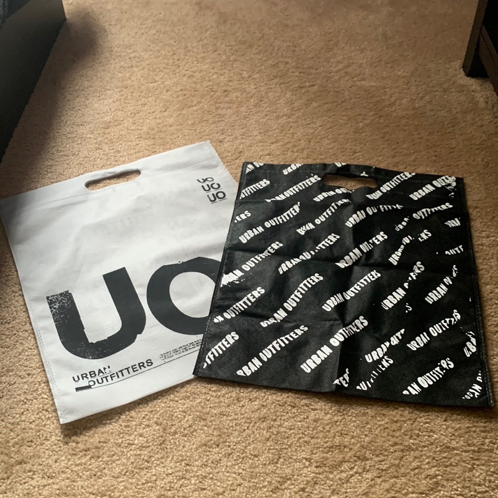 ⚡️ $5 FLASH SALE! ⚡️ Urban Outfitters Reusable Tote Bundle